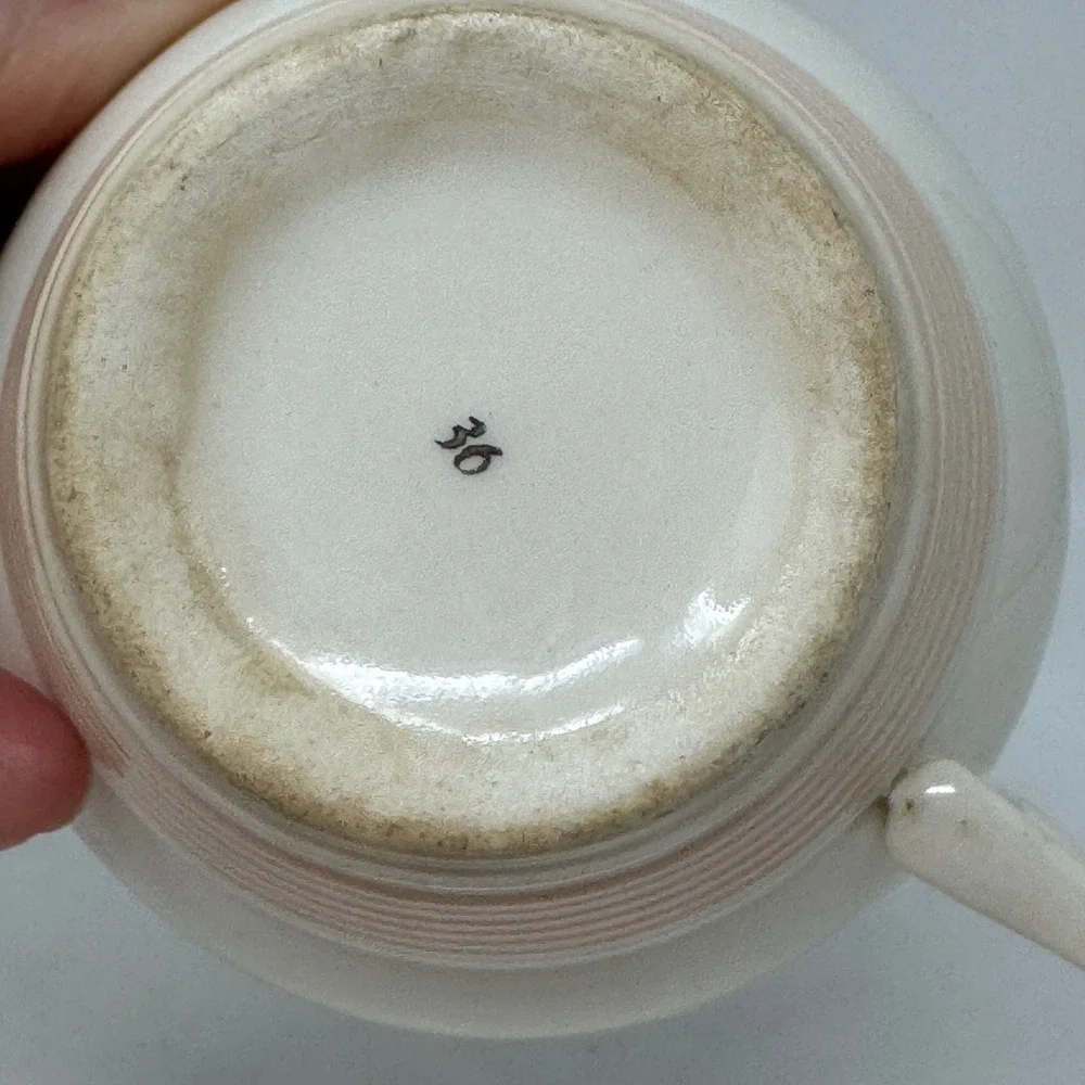 Hand Painted Floral Interior Ribbed Ceramic Teacup Peach Cream Cottagecore Vtg‎